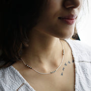 Mangalsutra en Argentfait main avec Perles et Spinelles Noirs pour une élégance intemporelle