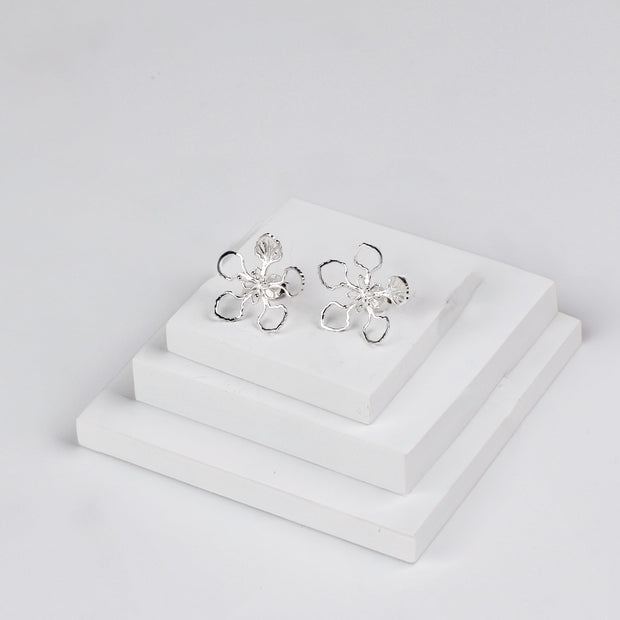 Uhani iz srebra 925 s cvetjem Gulmohar - Eleganten in Unikatno